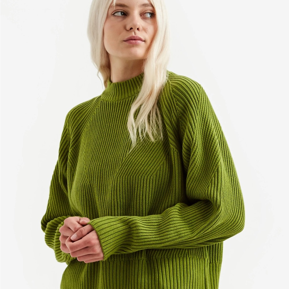 Kowtow Henri Crew 100% organic sweater -Leaf